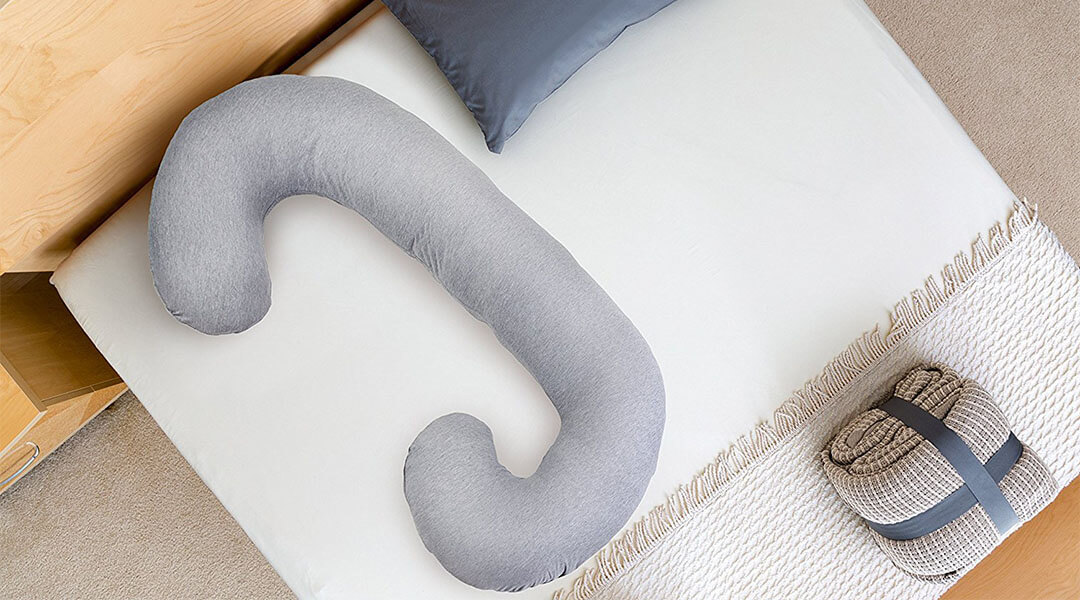 best-pregnancy-pillow-for-back-sleepers